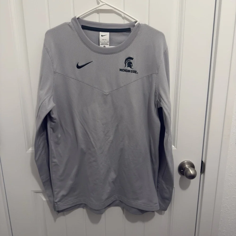 Nike Men's Gray Green Trim Michigan State Long Sleeve Shirt‎ Size Small Dri Fit